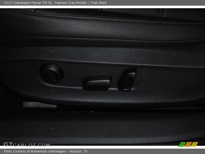 Platinum Gray Metallic / Titan Black 2013 Volkswagen Passat TDI SE
