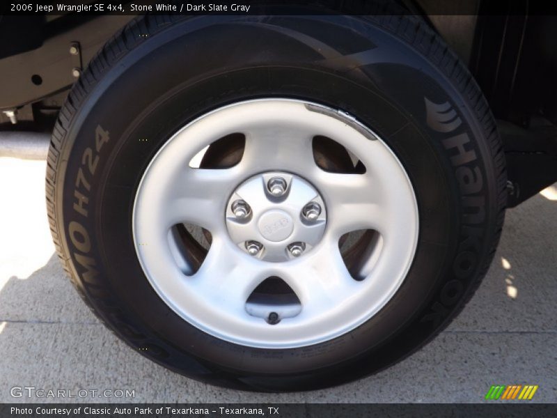 Stone White / Dark Slate Gray 2006 Jeep Wrangler SE 4x4