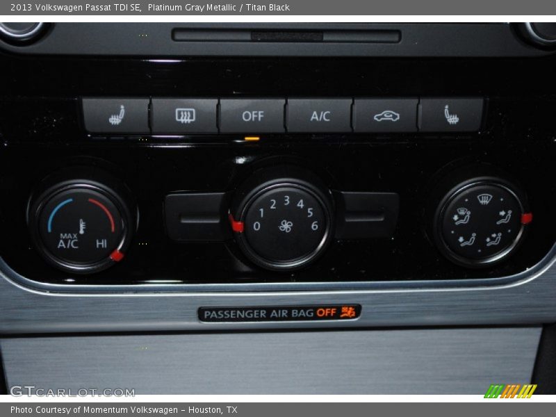 Platinum Gray Metallic / Titan Black 2013 Volkswagen Passat TDI SE