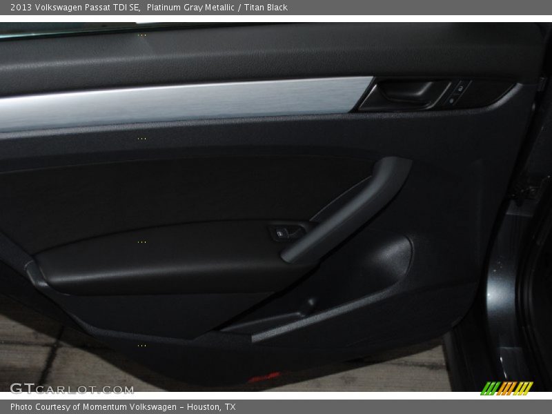 Platinum Gray Metallic / Titan Black 2013 Volkswagen Passat TDI SE