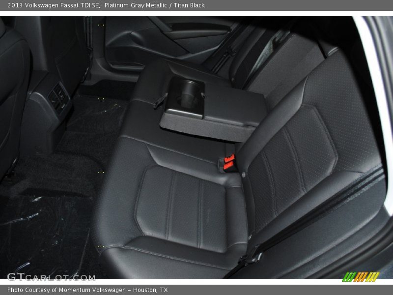 Platinum Gray Metallic / Titan Black 2013 Volkswagen Passat TDI SE
