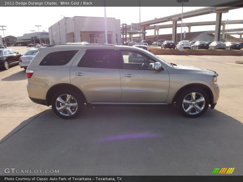 White Gold / Black 2011 Dodge Durango Citadel