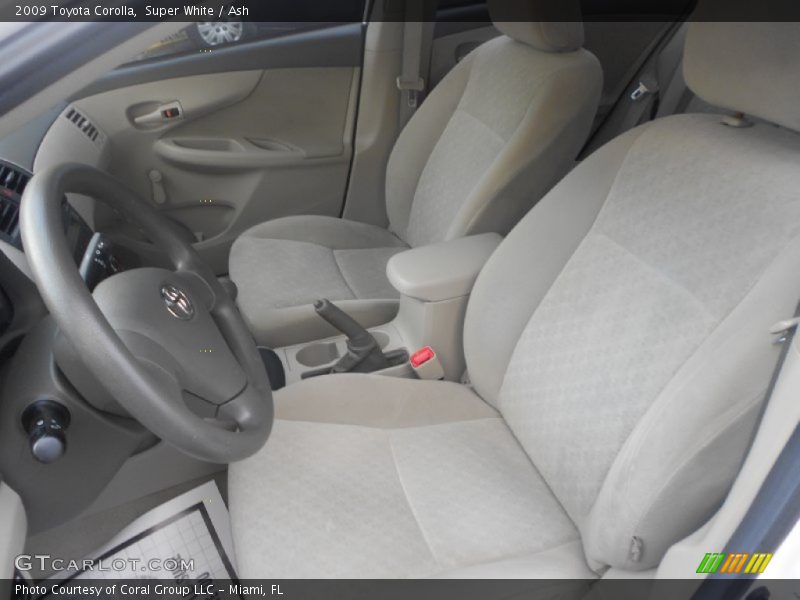 Super White / Ash 2009 Toyota Corolla