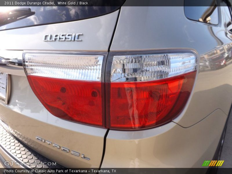 White Gold / Black 2011 Dodge Durango Citadel