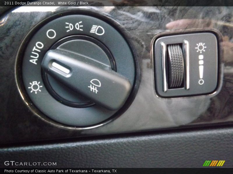 White Gold / Black 2011 Dodge Durango Citadel