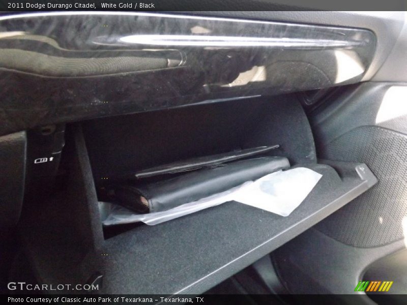 White Gold / Black 2011 Dodge Durango Citadel