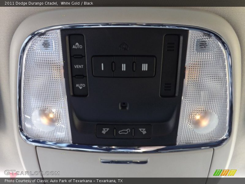 White Gold / Black 2011 Dodge Durango Citadel