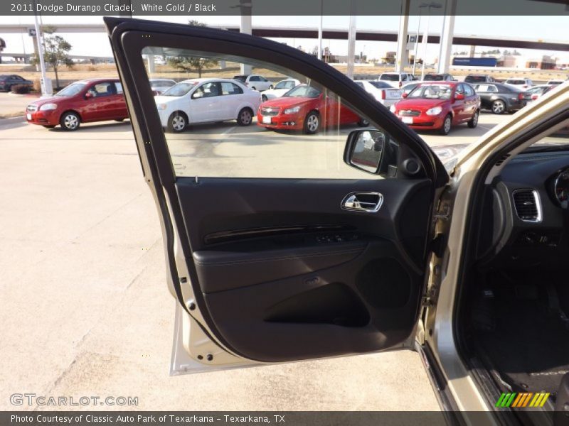 White Gold / Black 2011 Dodge Durango Citadel