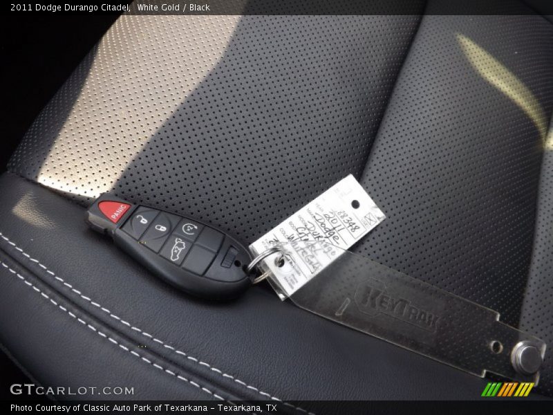 White Gold / Black 2011 Dodge Durango Citadel