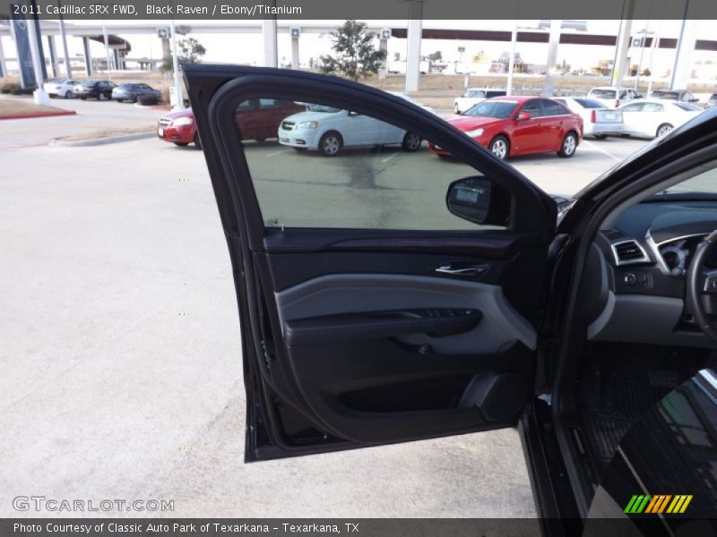 Black Raven / Ebony/Titanium 2011 Cadillac SRX FWD
