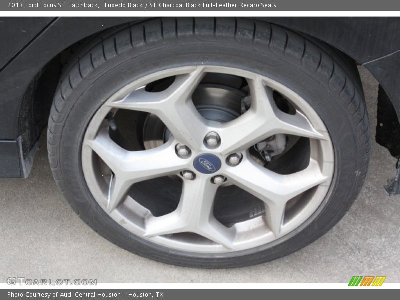 Tuxedo Black / ST Charcoal Black Full-Leather Recaro Seats 2013 Ford Focus ST Hatchback