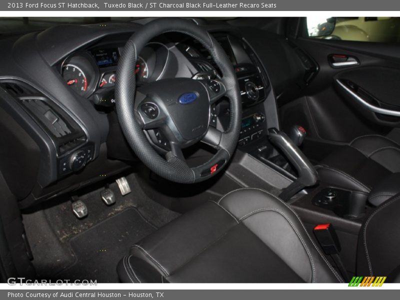 Tuxedo Black / ST Charcoal Black Full-Leather Recaro Seats 2013 Ford Focus ST Hatchback