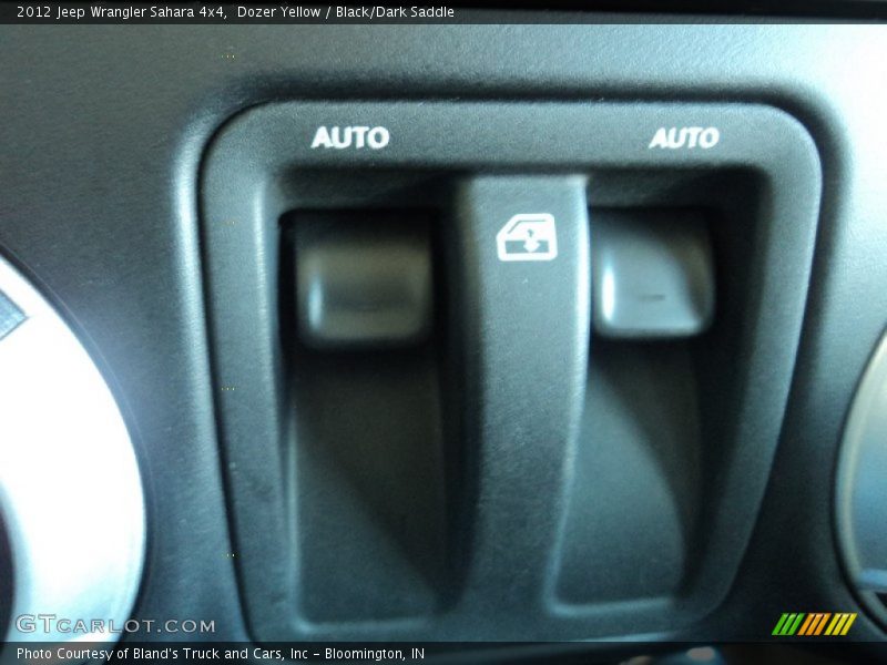 Dozer Yellow / Black/Dark Saddle 2012 Jeep Wrangler Sahara 4x4