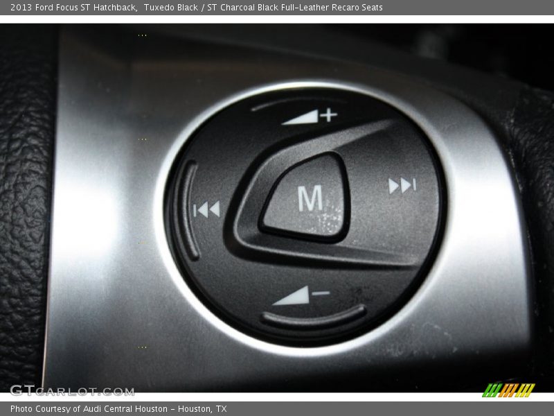 Tuxedo Black / ST Charcoal Black Full-Leather Recaro Seats 2013 Ford Focus ST Hatchback