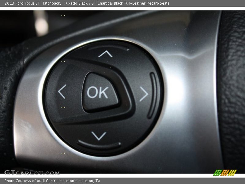 Tuxedo Black / ST Charcoal Black Full-Leather Recaro Seats 2013 Ford Focus ST Hatchback