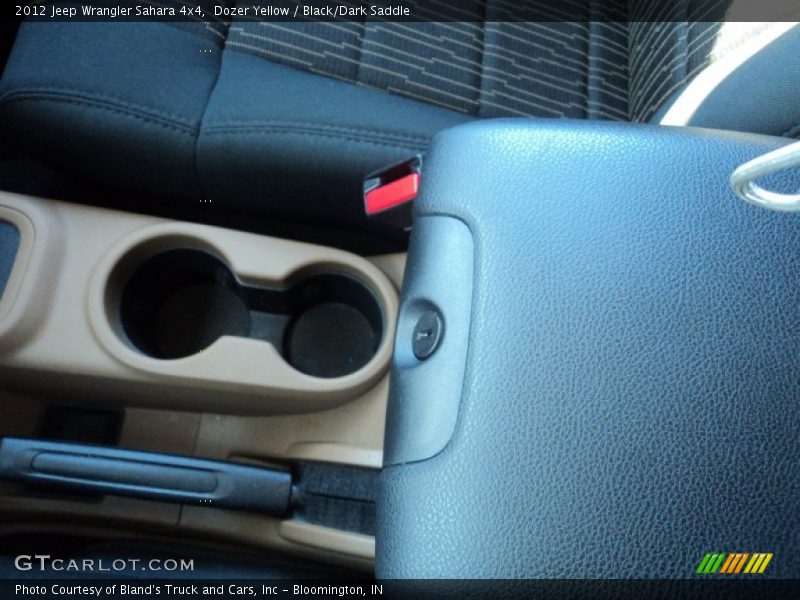 Dozer Yellow / Black/Dark Saddle 2012 Jeep Wrangler Sahara 4x4