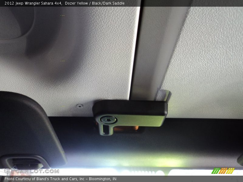 Dozer Yellow / Black/Dark Saddle 2012 Jeep Wrangler Sahara 4x4