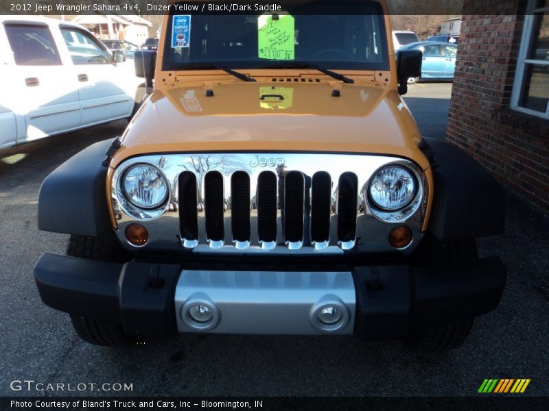 Dozer Yellow / Black/Dark Saddle 2012 Jeep Wrangler Sahara 4x4