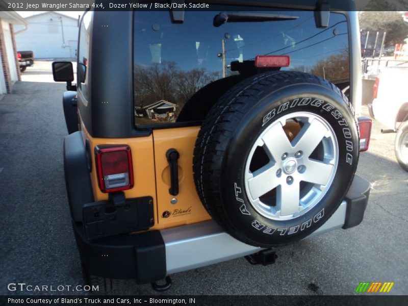 Dozer Yellow / Black/Dark Saddle 2012 Jeep Wrangler Sahara 4x4