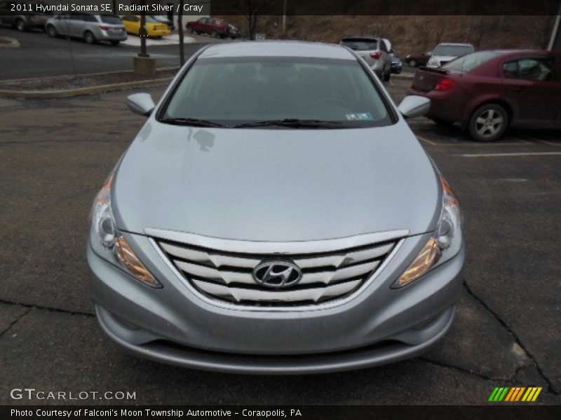 Radiant Silver / Gray 2011 Hyundai Sonata SE