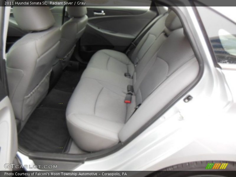 Radiant Silver / Gray 2011 Hyundai Sonata SE