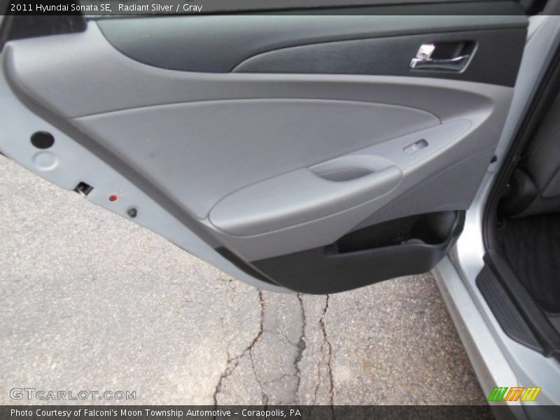Radiant Silver / Gray 2011 Hyundai Sonata SE