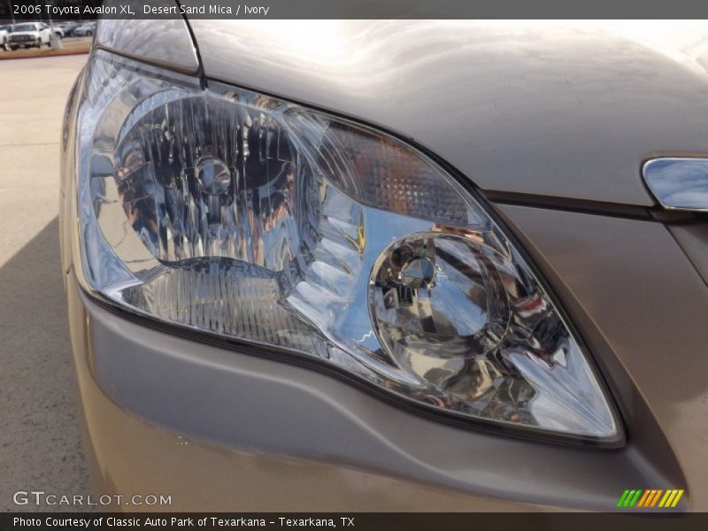 Desert Sand Mica / Ivory 2006 Toyota Avalon XL