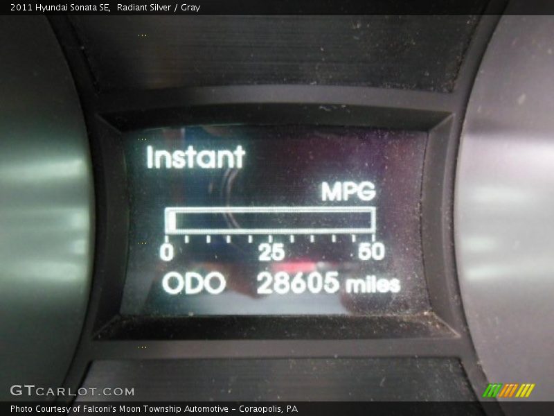 Radiant Silver / Gray 2011 Hyundai Sonata SE