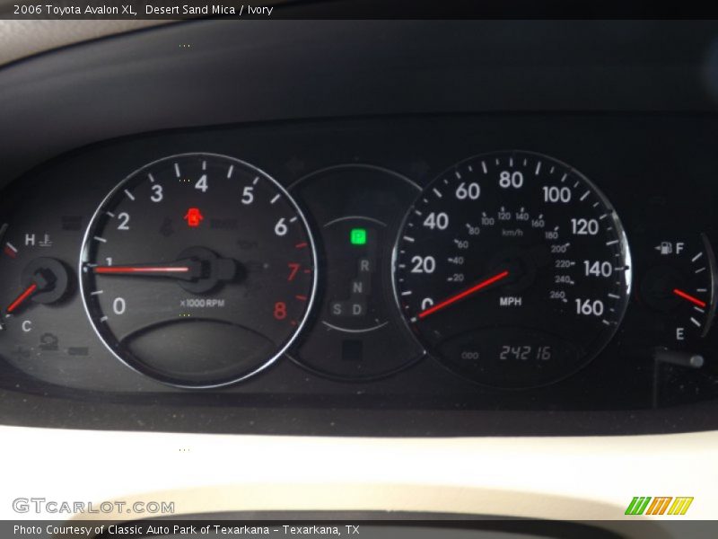 Desert Sand Mica / Ivory 2006 Toyota Avalon XL