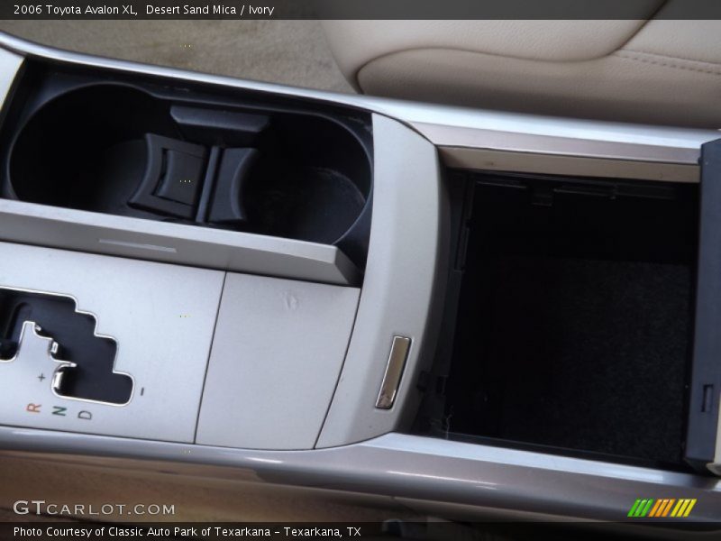 Desert Sand Mica / Ivory 2006 Toyota Avalon XL