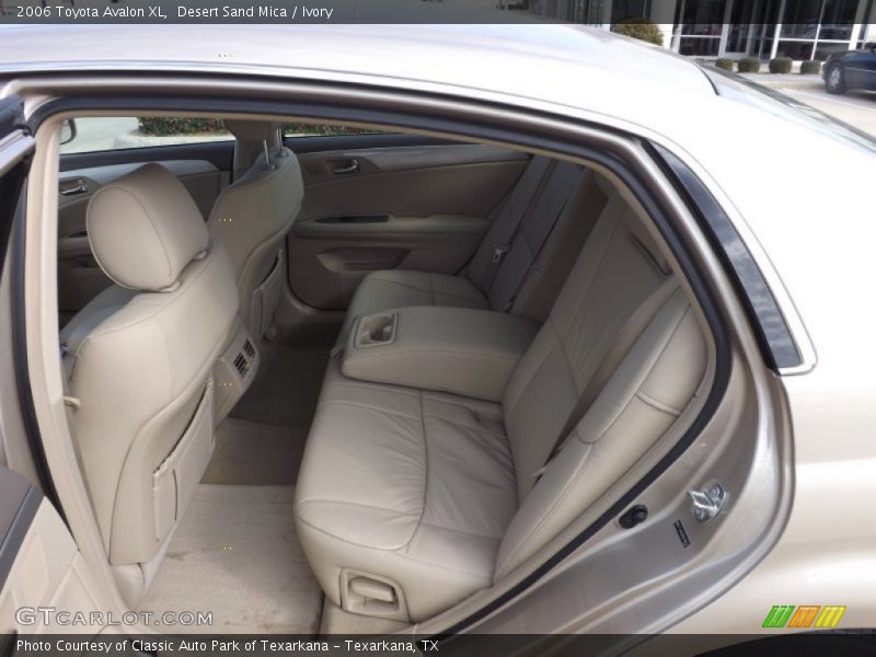 Desert Sand Mica / Ivory 2006 Toyota Avalon XL