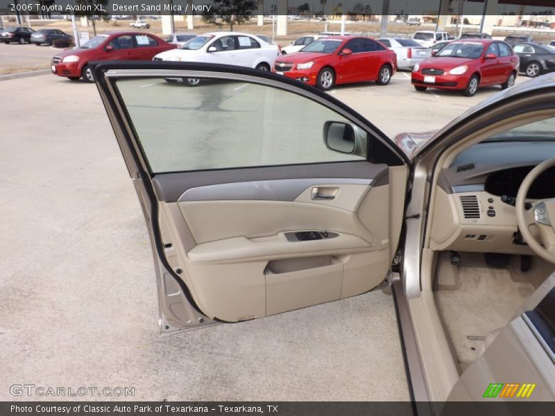 Desert Sand Mica / Ivory 2006 Toyota Avalon XL