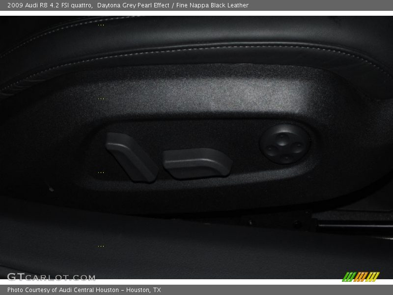 Daytona Grey Pearl Effect / Fine Nappa Black Leather 2009 Audi R8 4.2 FSI quattro