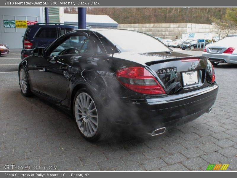 Black / Black 2010 Mercedes-Benz SLK 300 Roadster
