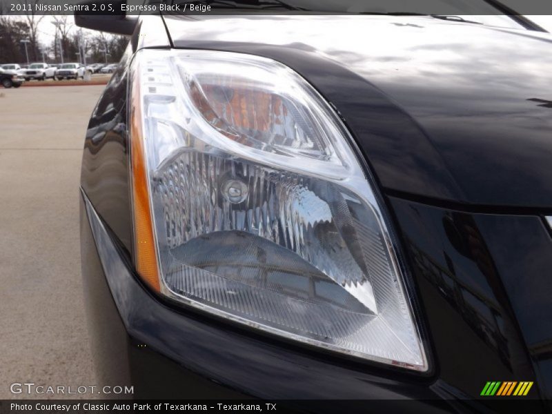 Espresso Black / Beige 2011 Nissan Sentra 2.0 S