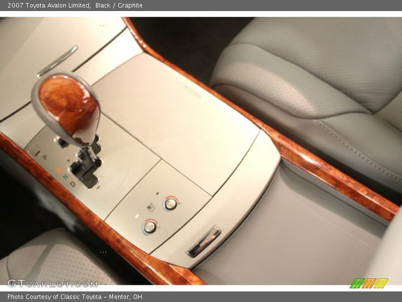Black / Graphite 2007 Toyota Avalon Limited