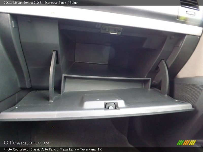 Espresso Black / Beige 2011 Nissan Sentra 2.0 S