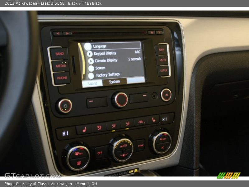 Black / Titan Black 2012 Volkswagen Passat 2.5L SE