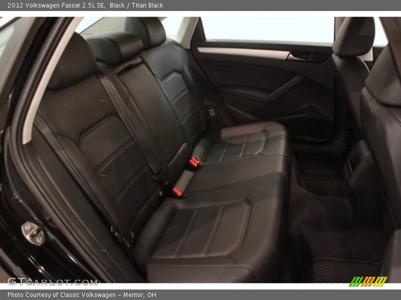 Black / Titan Black 2012 Volkswagen Passat 2.5L SE