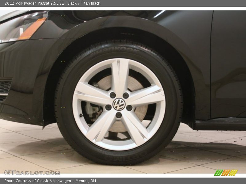 Black / Titan Black 2012 Volkswagen Passat 2.5L SE