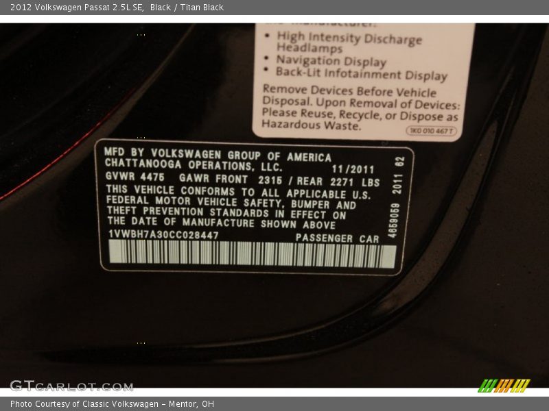 Black / Titan Black 2012 Volkswagen Passat 2.5L SE