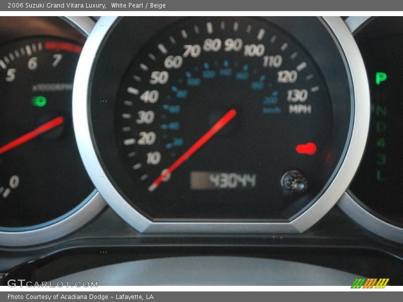 White Pearl / Beige 2006 Suzuki Grand Vitara Luxury