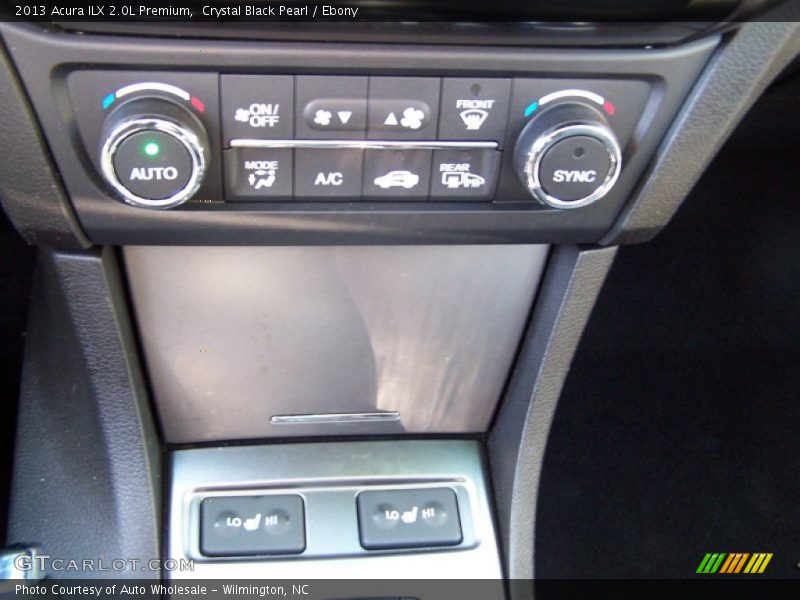 Crystal Black Pearl / Ebony 2013 Acura ILX 2.0L Premium