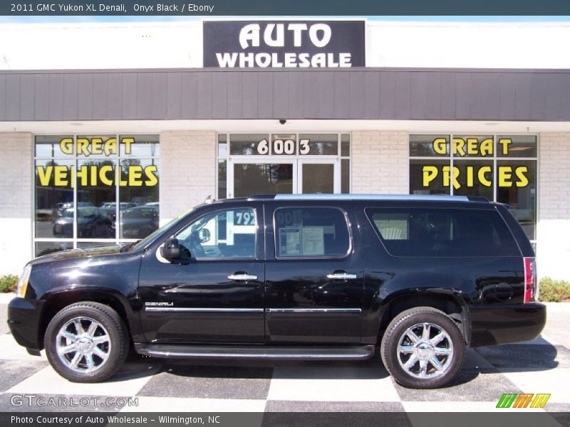 Onyx Black / Ebony 2011 GMC Yukon XL Denali