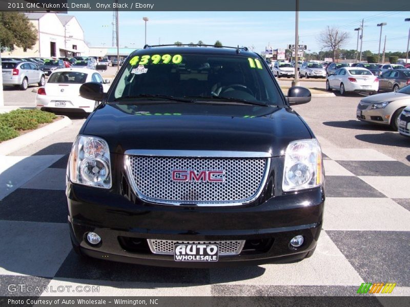 Onyx Black / Ebony 2011 GMC Yukon XL Denali