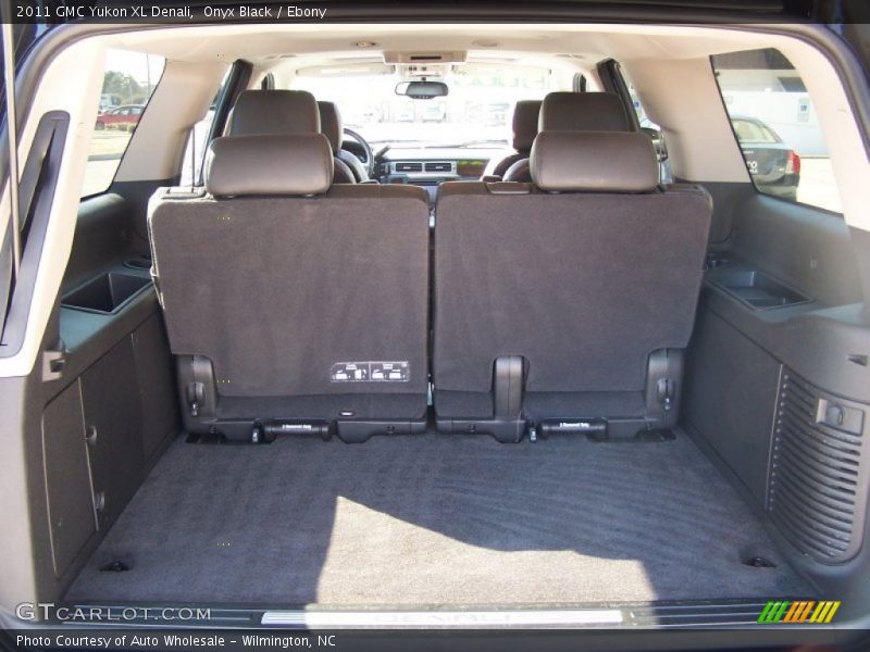 Onyx Black / Ebony 2011 GMC Yukon XL Denali