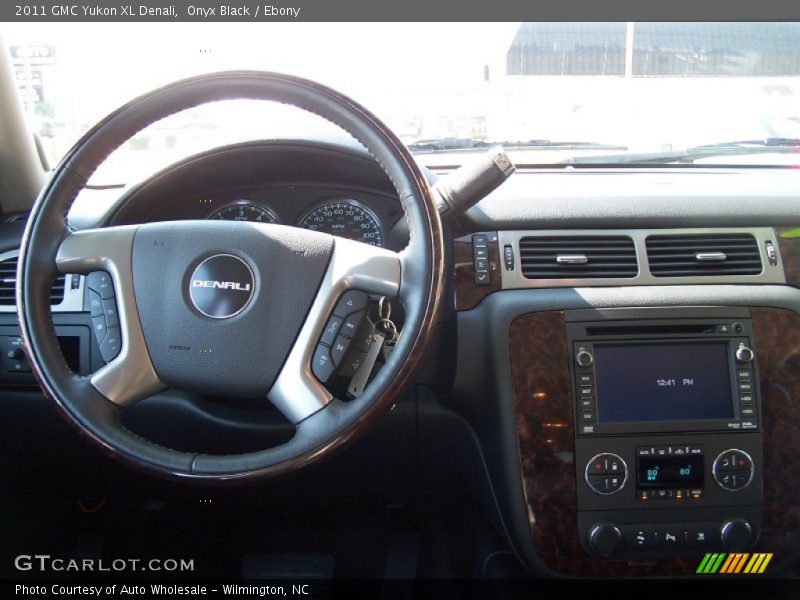 Onyx Black / Ebony 2011 GMC Yukon XL Denali