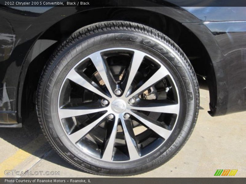  2012 200 S Convertible Wheel