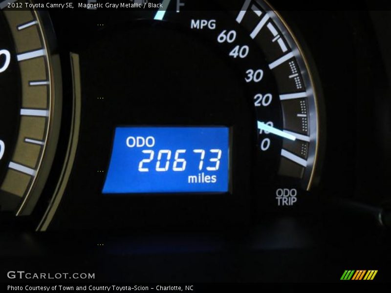 Magnetic Gray Metallic / Black 2012 Toyota Camry SE