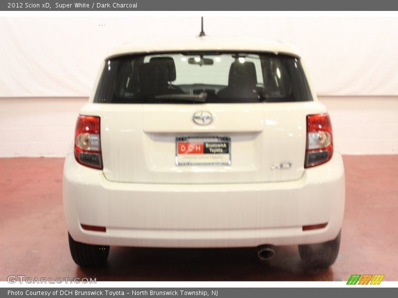 Super White / Dark Charcoal 2012 Scion xD